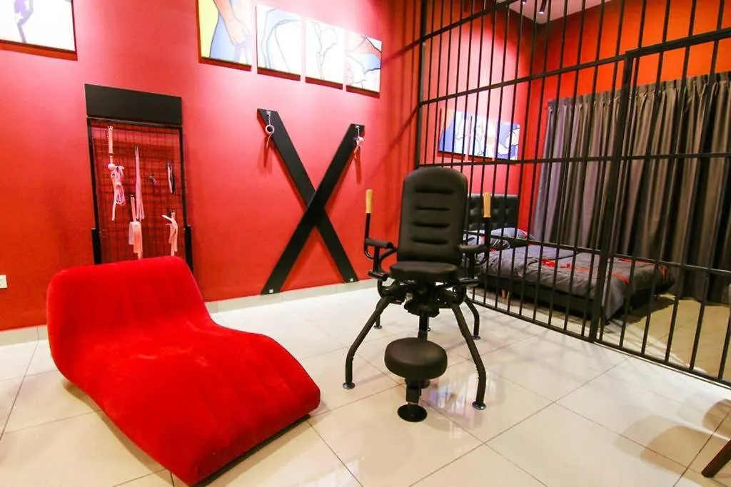 【Manhattan Mount Austin】The Grey'S Room Johor Bahru 0*,  Malaysia